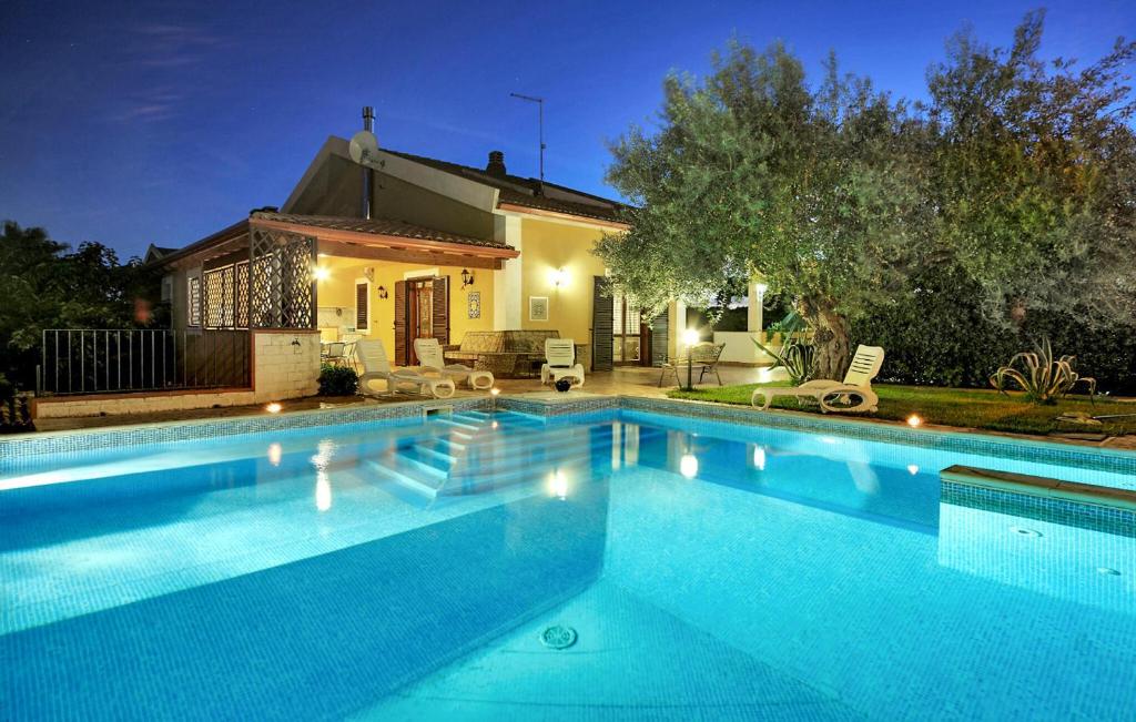 Awesome Home In Ragusa - 1