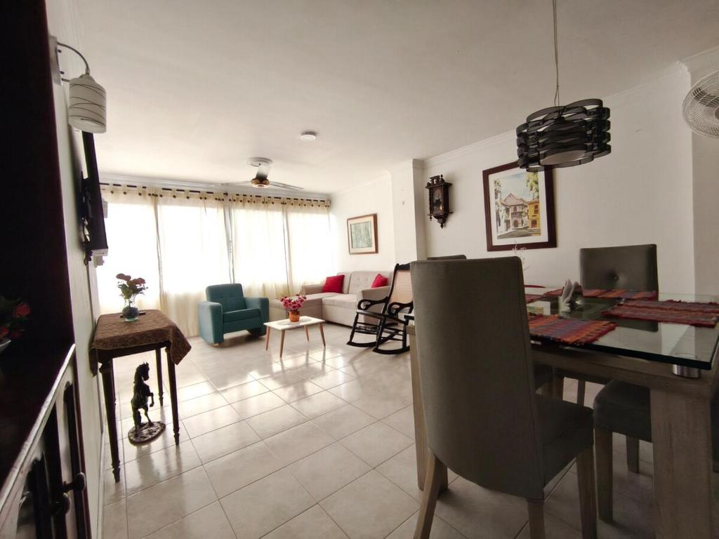 Comodo apartamento cerca al aeropuerto y la playa - 4