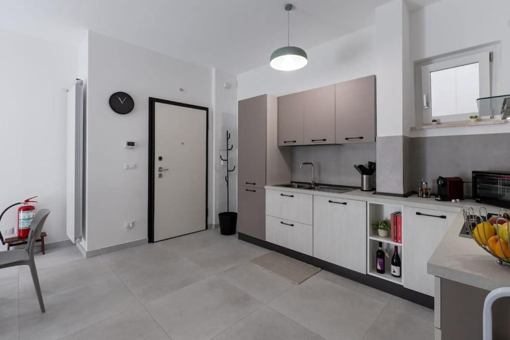 CLOSea House renovated with quality materials - 3