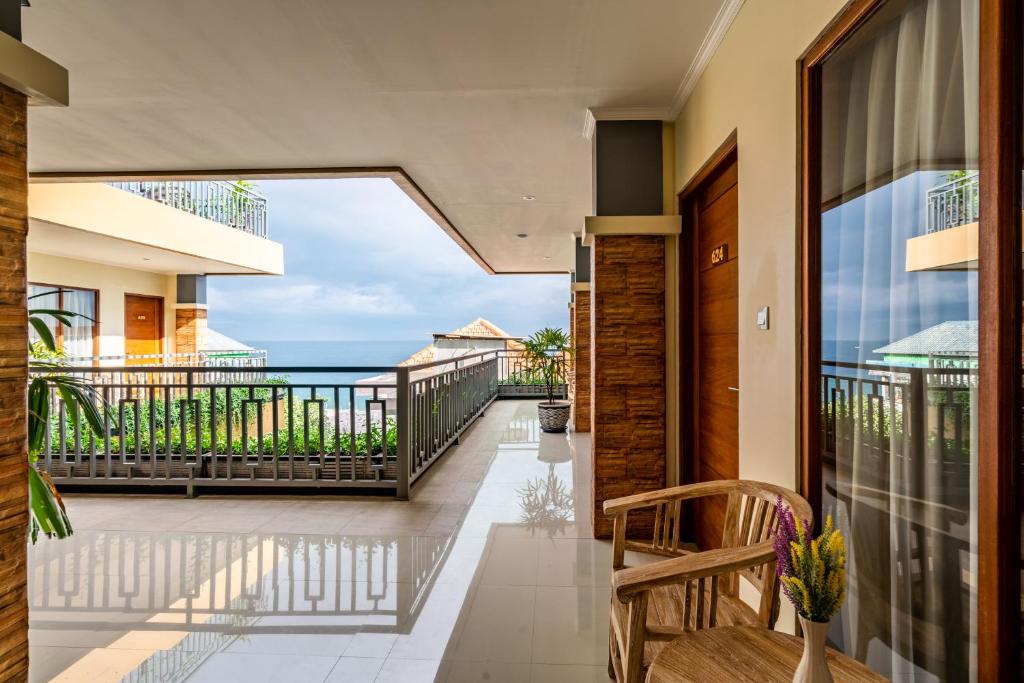 メジョレ ビーチ ホテル (Mejore Beach Hotel )