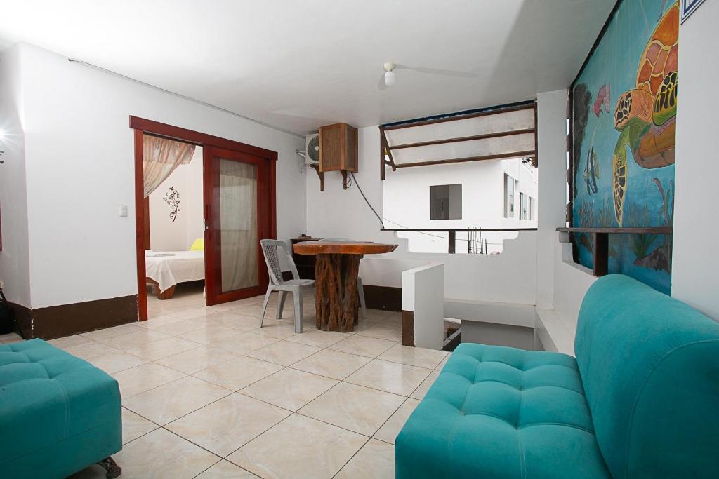 Hostal casa de los delfines - 2