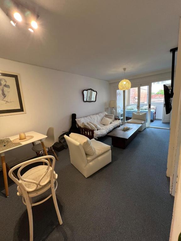 Hermoso Apartamento en Punta del Este Edificio Kennedy - 5