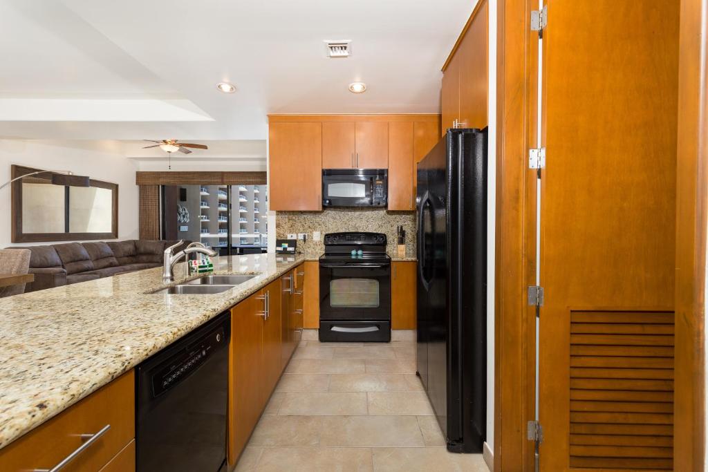 Las Palomas Cortez 805 Luxury Beachfront 1BR, 1BA for 4 - 5