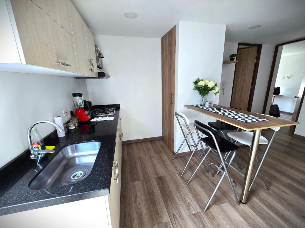 Minimalista y Confortable Apto con capacidad hasta 6 personas - 4