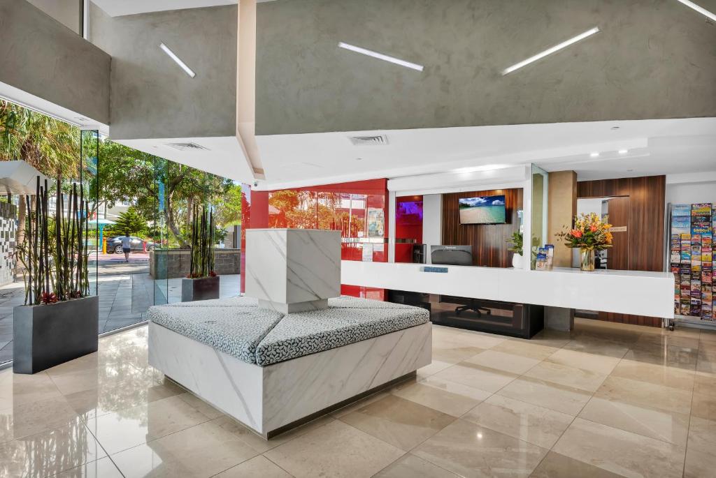 フロント・ロビー