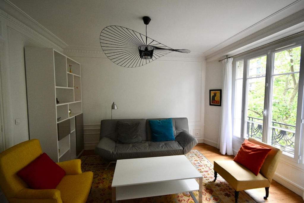REUILLY LUMIERE 6 Personnes PARIS - 2