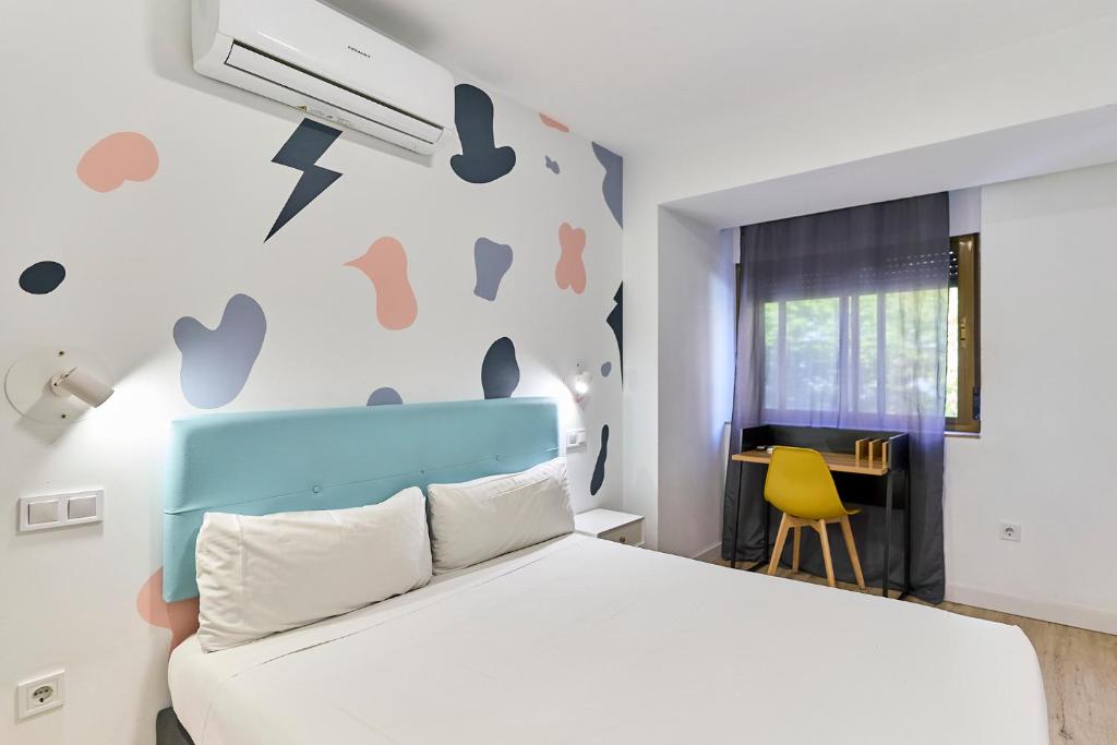 Hostal Carmen by gaiarooms - 1