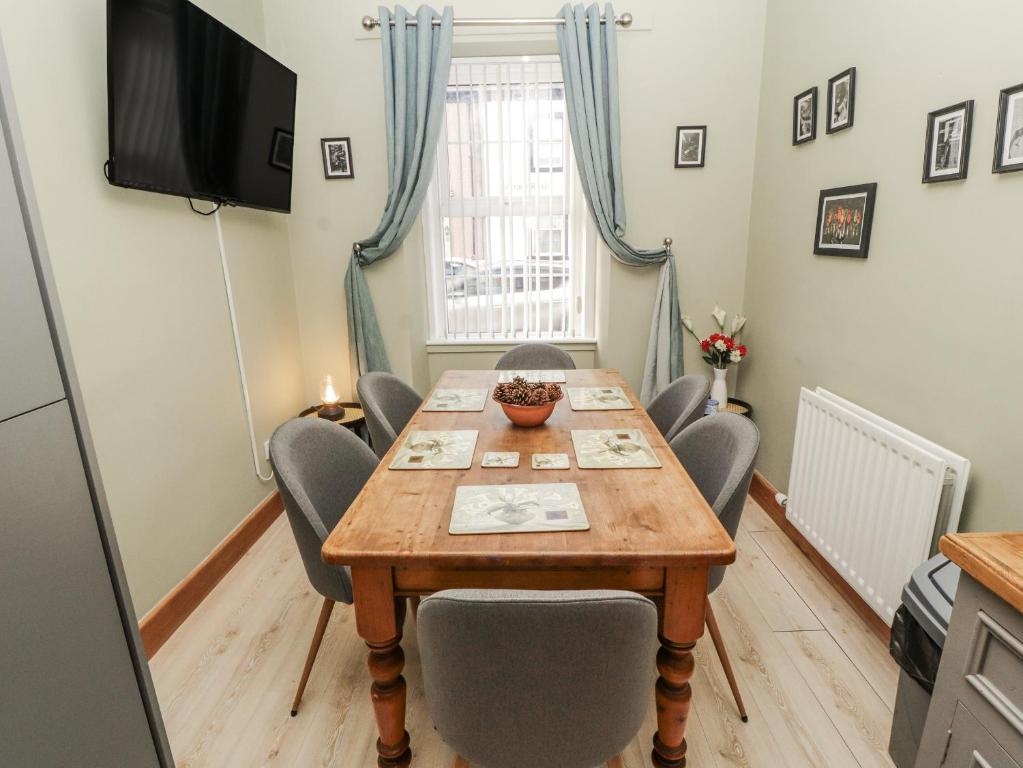 The Oaks Cottage photo 8