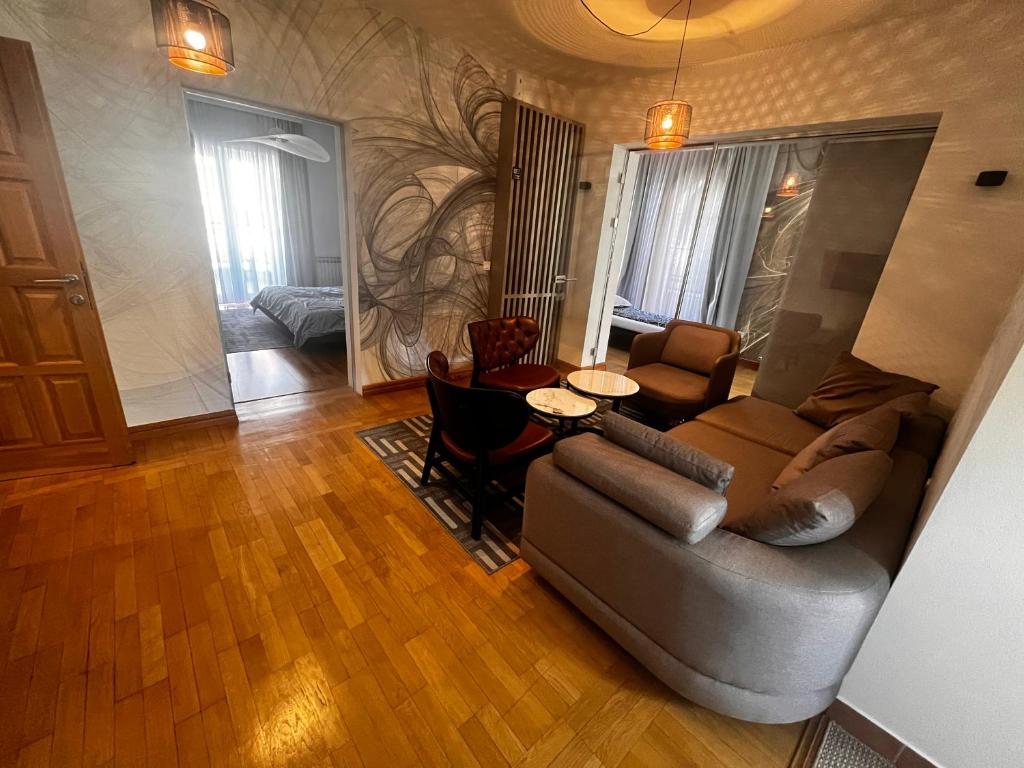 ApartVilla Art of living luxury - 4