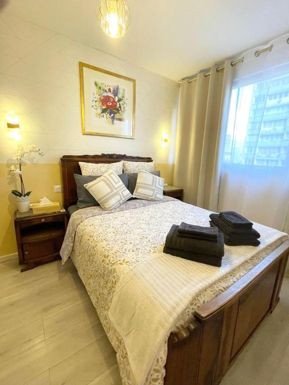 Cozy & Spacious 3BR Paris Apartment with Balconies Metro 6 Glacière - 4