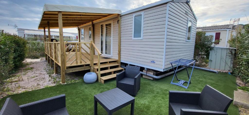 Mobil home 8 personnes - 1