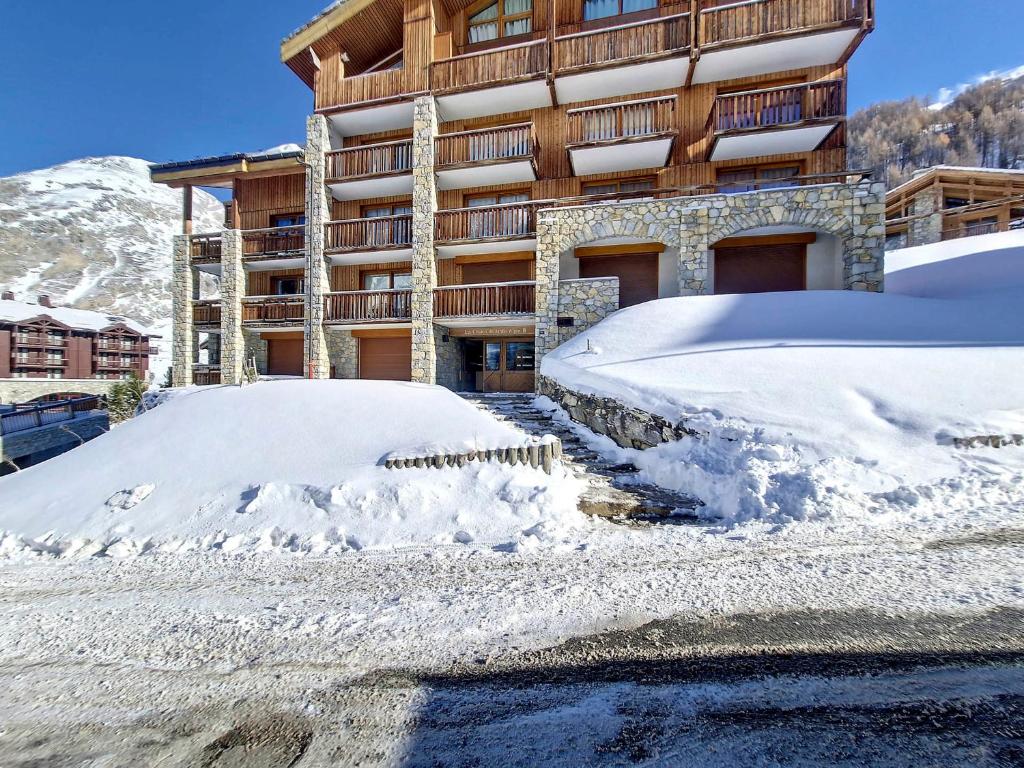 Appartement rénové avec accès pistes, parking couvert - 4