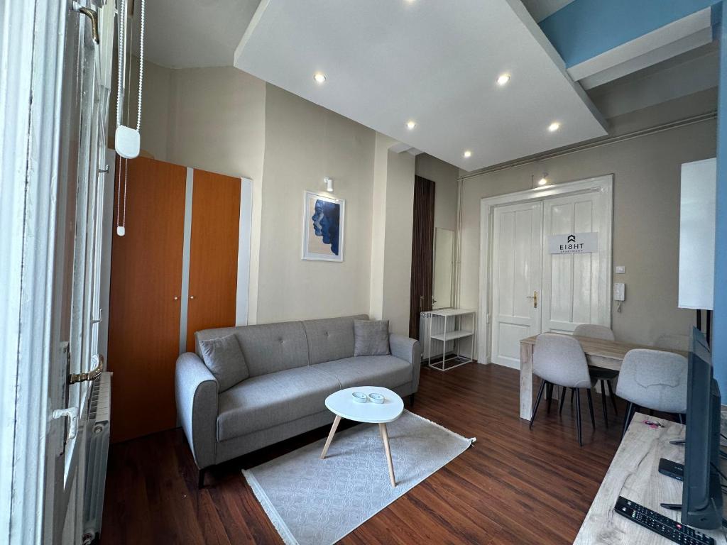 Eight Apartment - 2