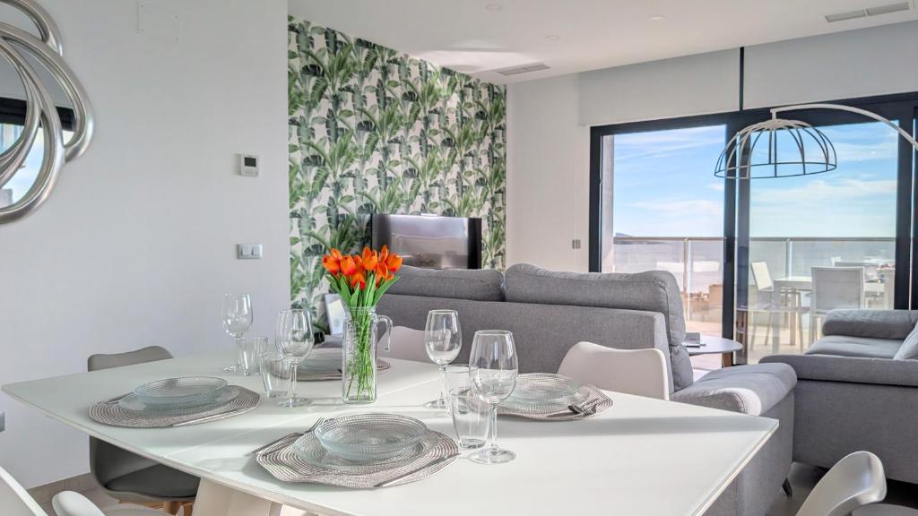 SUNSET CLIFFS azure apartment - 4