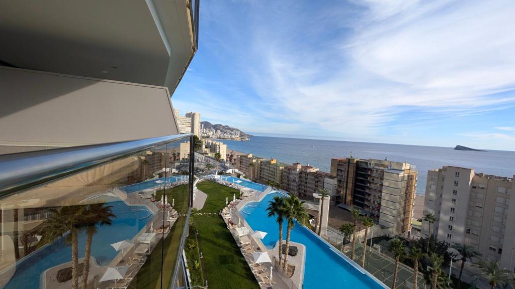 SUNSET CLIFFS azure apartment - 3
