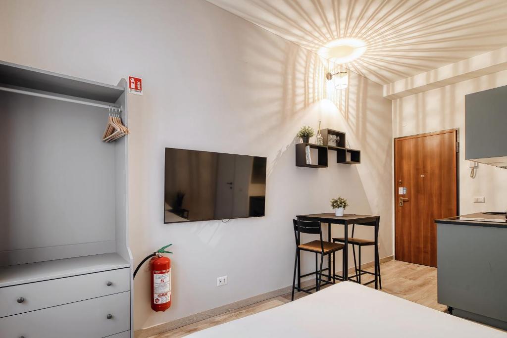 Hostmate - Milano - Pallanza - 2