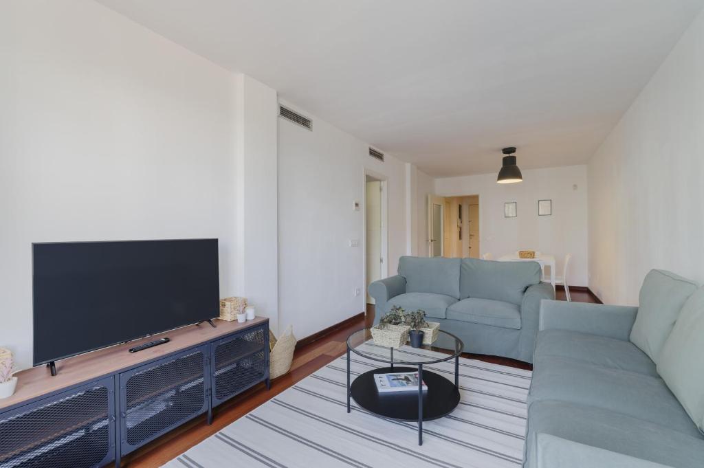 Apartamento Carlemany con tres habitaciones dobles - 4