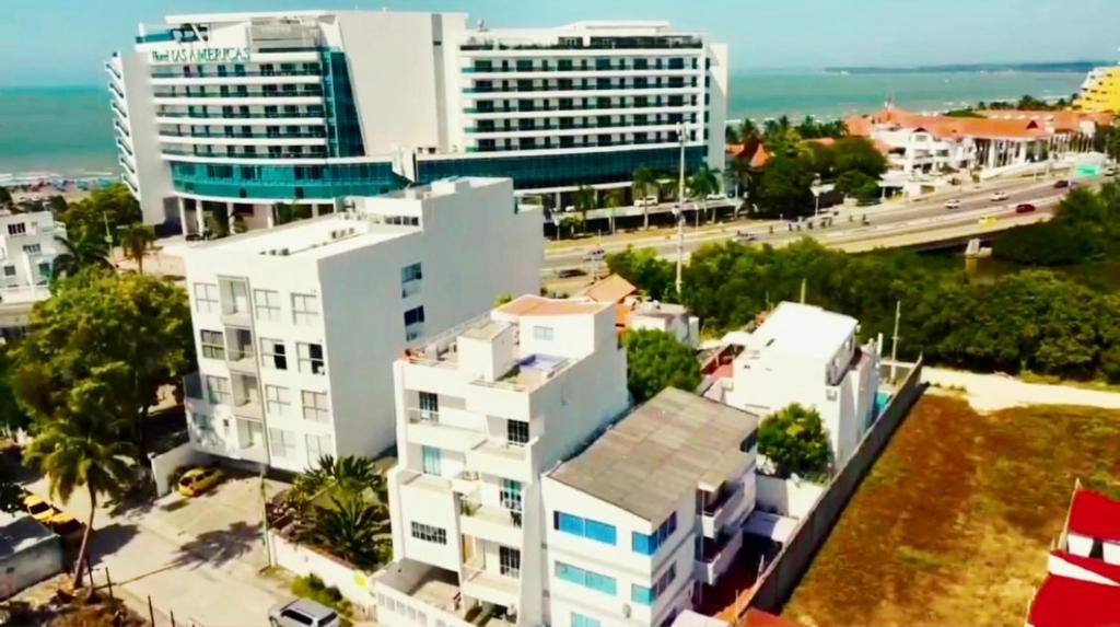 Apartamentos cerca al hotel Las Americas - 2