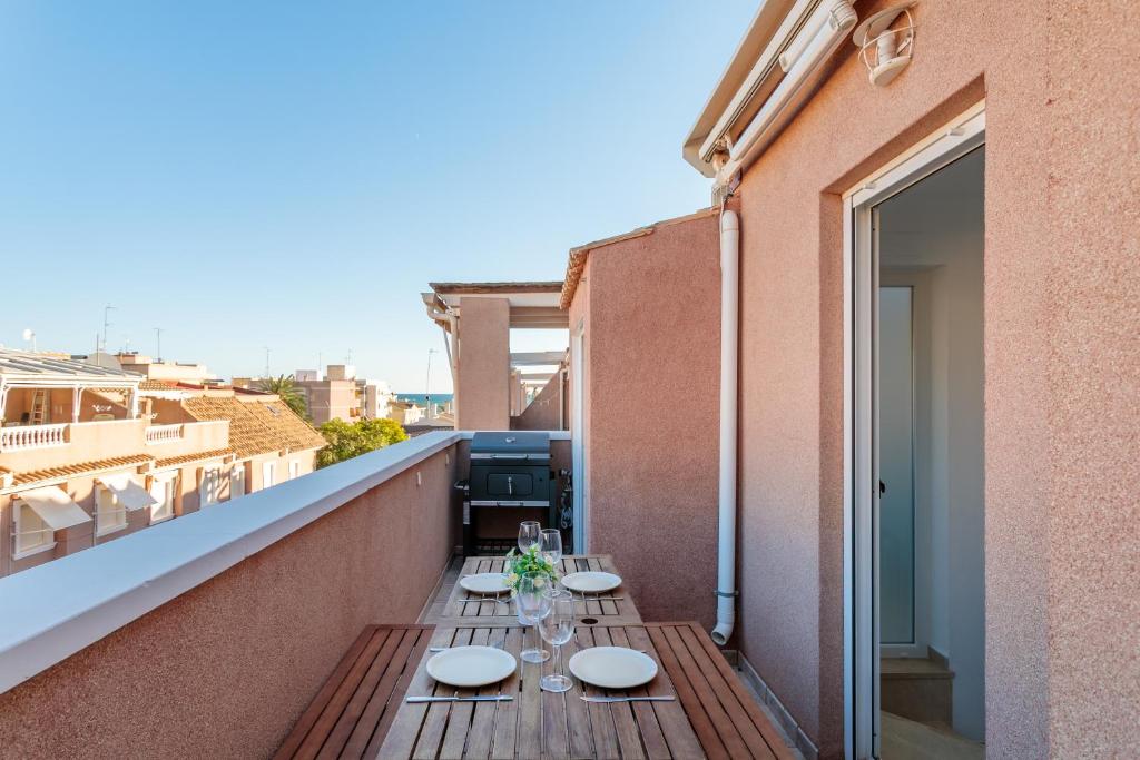 Maikran Seasonal Modern Townhouse Pool & BBQ - 3