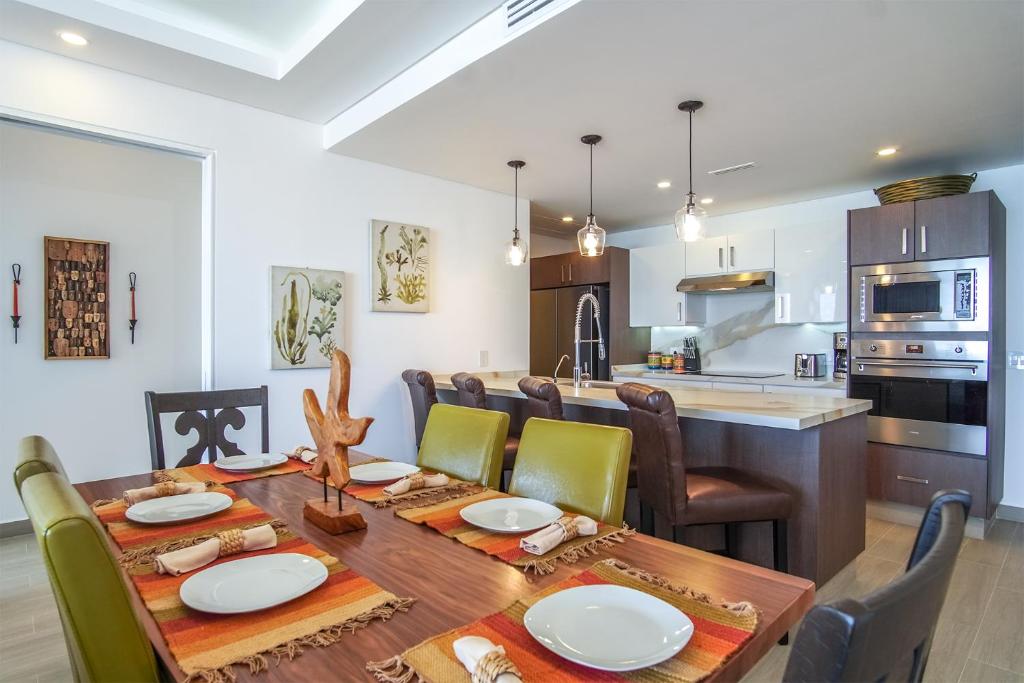 Condo with Expansive Ocean View Encantame Towers 1402 - 3