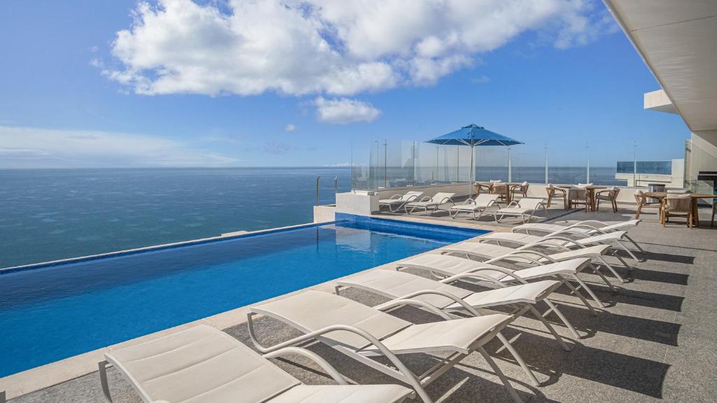 Gorgeous 2 bedroom condo Encantame Towers Velero 904 - 1