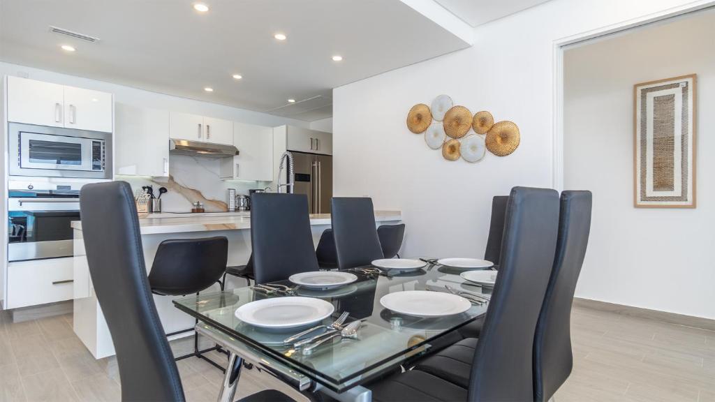 New and Amazing 2 bedroom Beach Front Encantame Velero-602 - 4