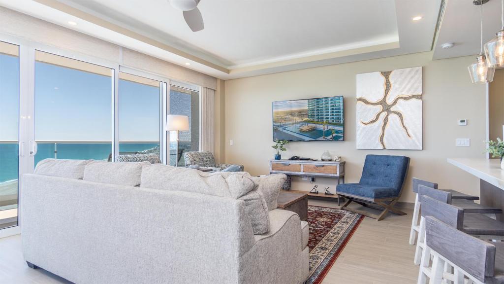 Panoramic water front deluxe condo Encantame Viento 605 - 3