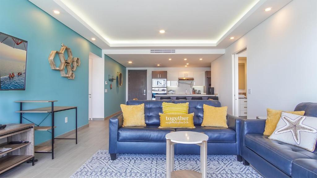 Amazing Beach Front Condo Velero 204 at Encantame Towers - 3