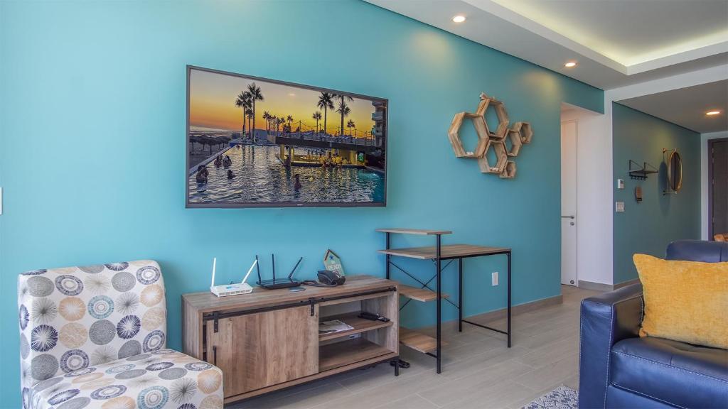 Amazing Beach Front Condo Velero 204 at Encantame Towers - 4