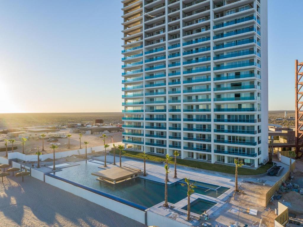 Awesome 3 bedroom condo Encantame Tower E 301 - 3