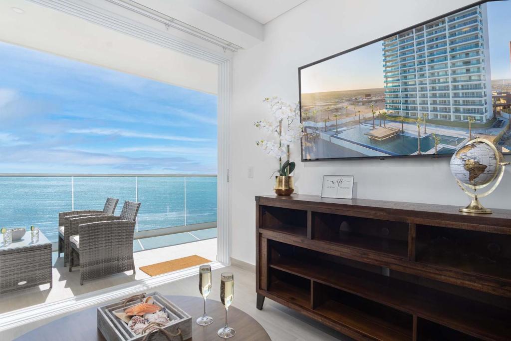 Splash in The New Lazy River/Stay in Modern Luxury Encantame C-603 - 4