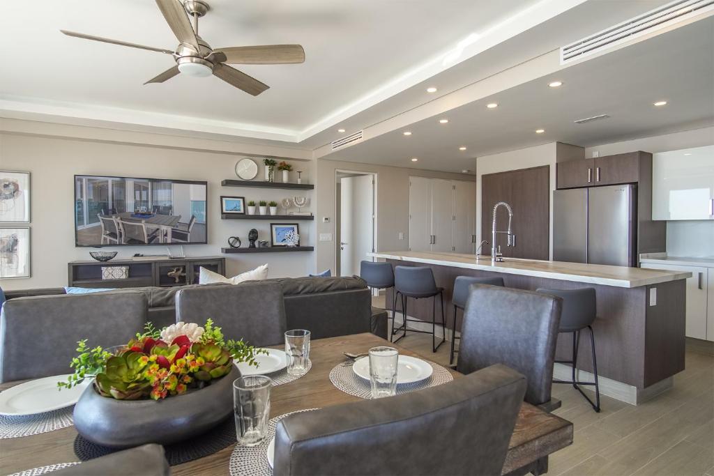 Awesome 3 bedroom condo Encantame Tower E 201 - 5
