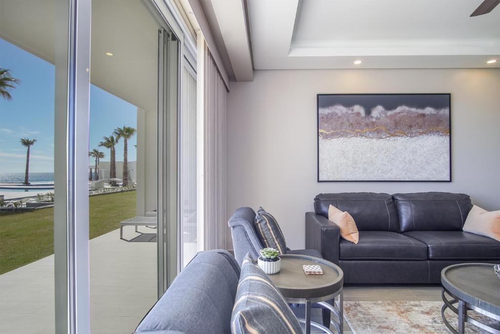 Spectacular 2 bedroom condominium Encantame E102 - 5