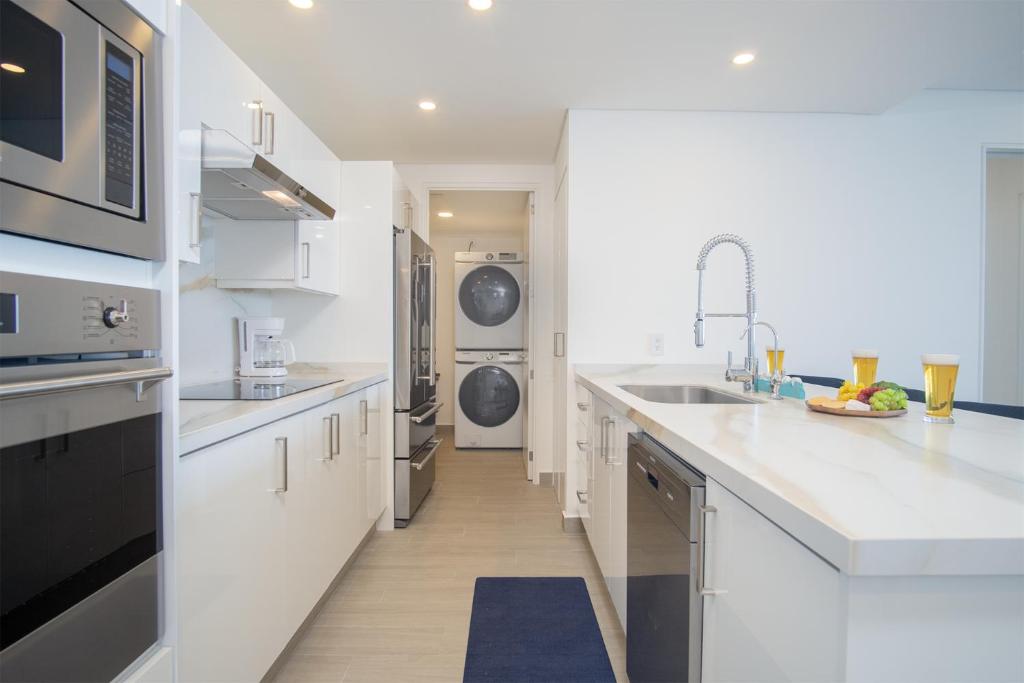 Stunning 2BR condo at Encantame Towers Velero 2302 in playa Encanto - 4