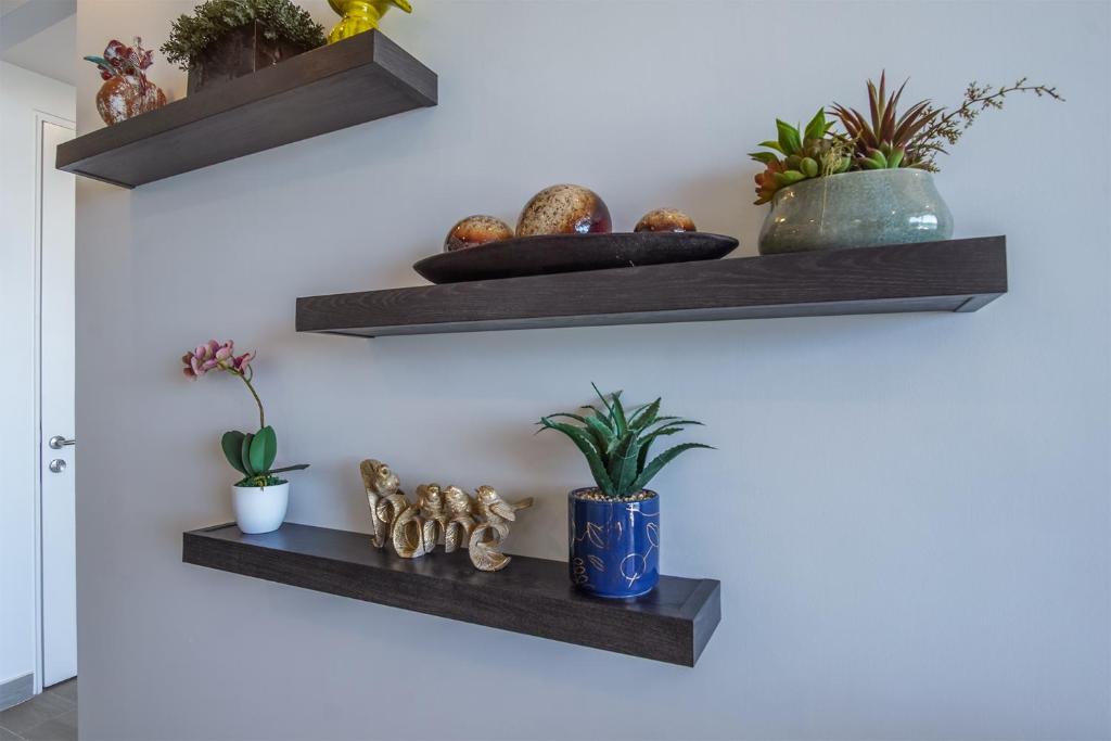 Looking for the perfect scape from the city? Peaceful 2 bedroom condo Verano 804 - 5