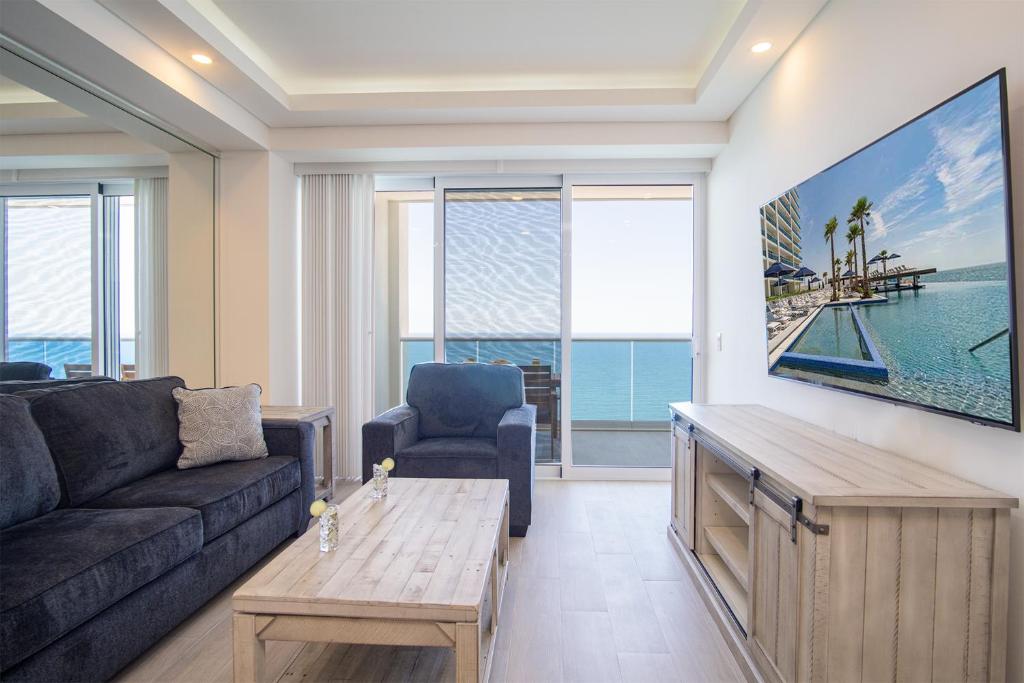 Lovely 1BR condo at Encantame Towers Velero 2303 - 3