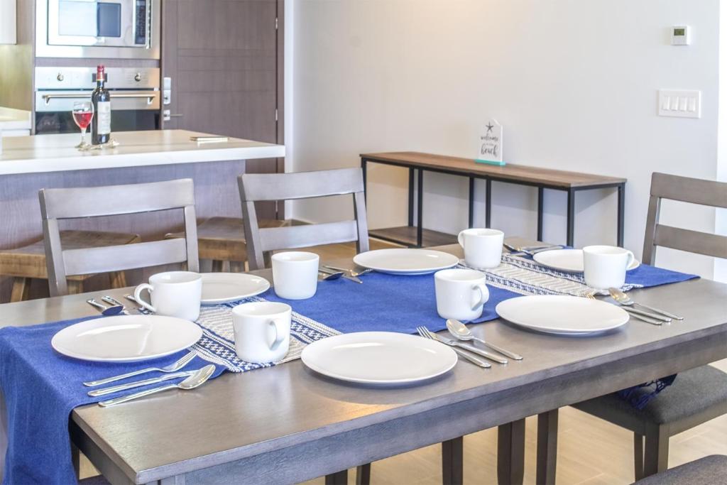 Relax in this modern ocean front condo Encantame E1404 - 2