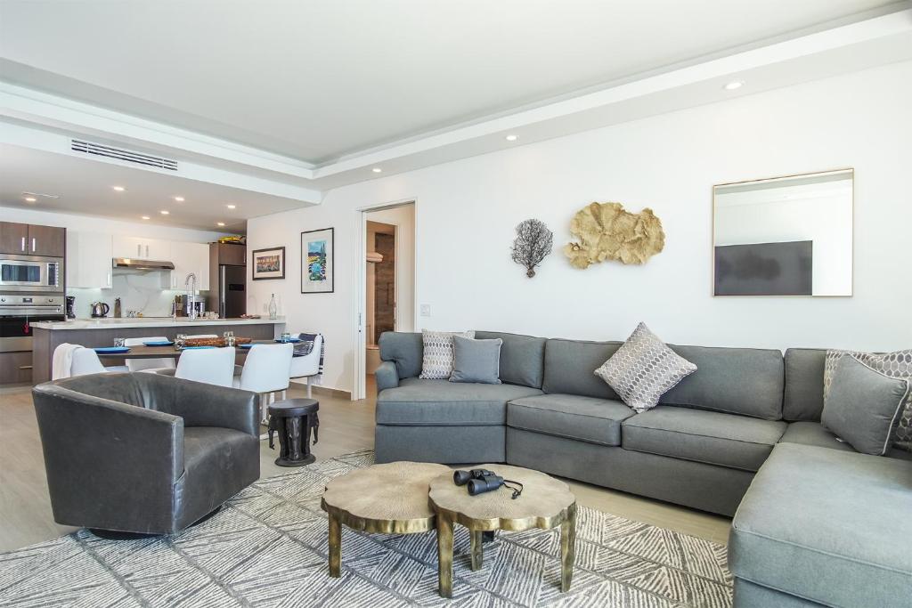 Sensational 2 bedroom condominium (Encantame Velero 1502) - 2
