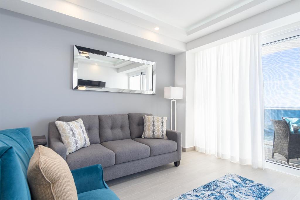 Splash in The New Lazy River and Sleep In Luxury Encantame Towers Velero 303 - 2