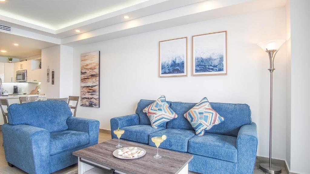Modern Luxury, Beachfront, Ocean Views C203 Encantame - 4