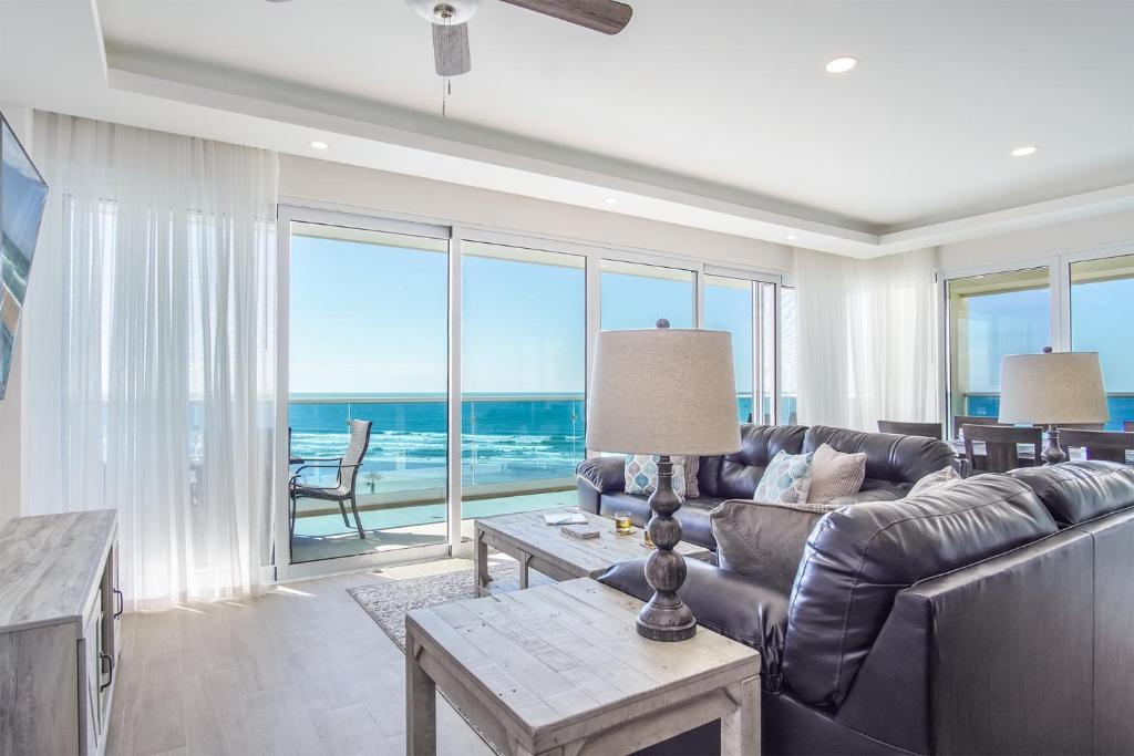 Delightful 2 bedroom condo Encantame Towers Verano 505 - 4