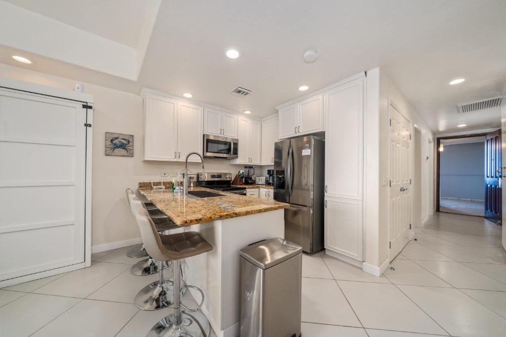 1BR 1BA Ocean View Las Palomas Phase 1 Bld Ruby - 5