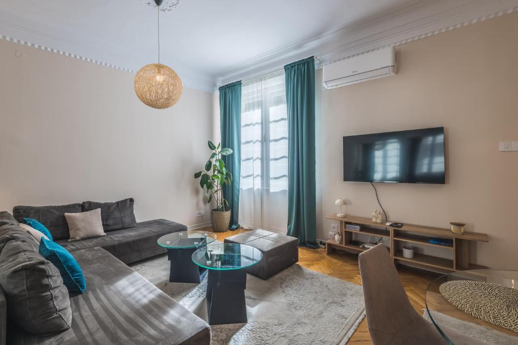 Central Harmony Apartments 1 - 5