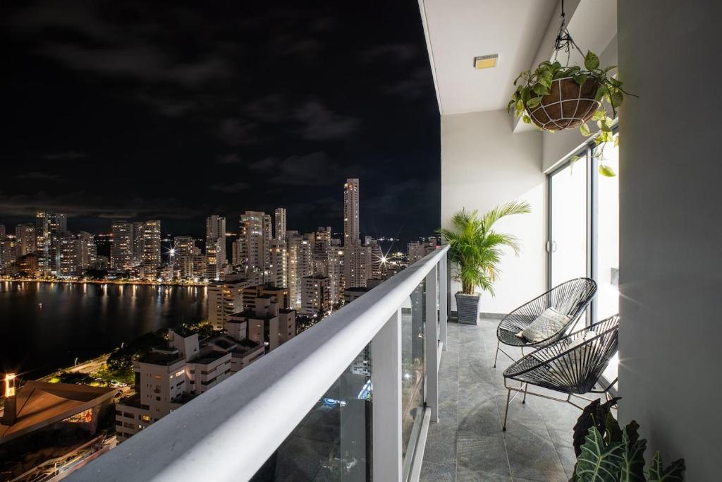 Luxury-Ocean view apartment in Bocagrande - 1