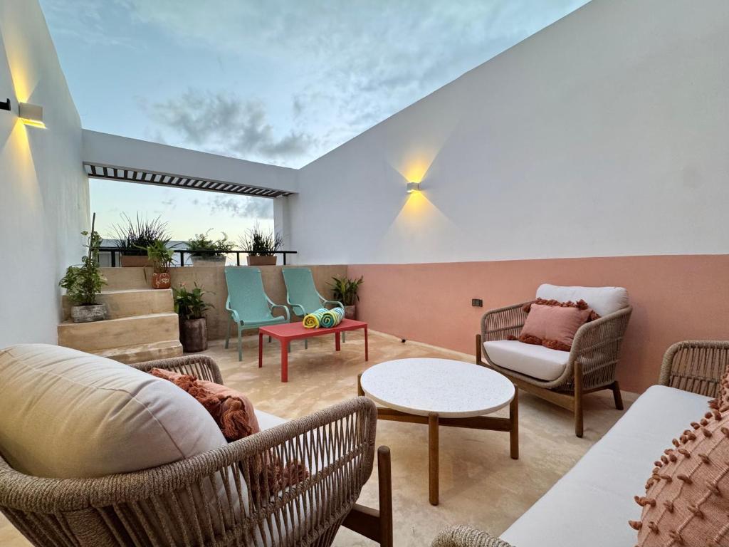 Luxury penthouse with private pool and paddle tennis - 5