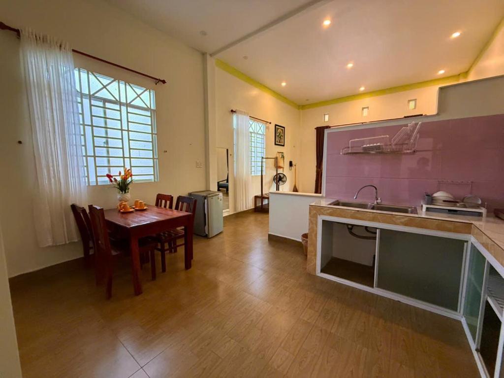 Mai Binh Phuong Bungalow