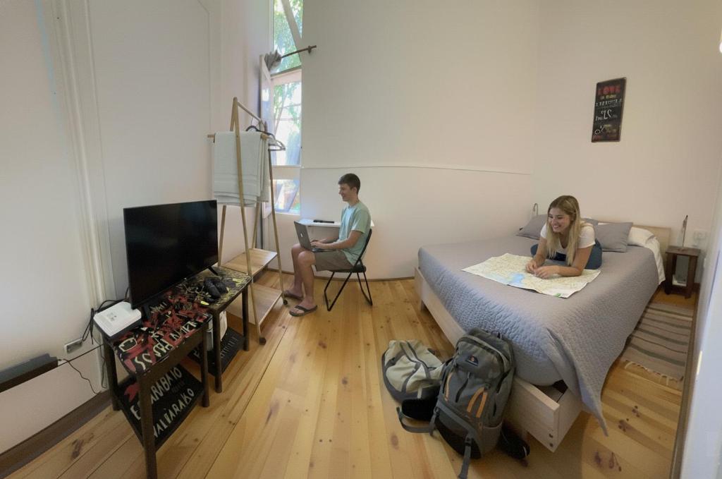 Escarabajo Hostel - 2