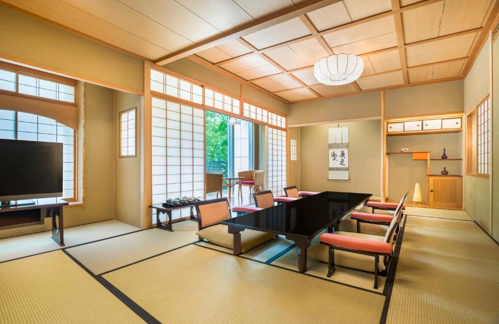 The Prince Park Tower Tokyo - Preferred Hotels & Resorts, LVX Collection