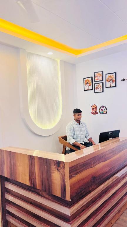 Hotel Ajitgarh