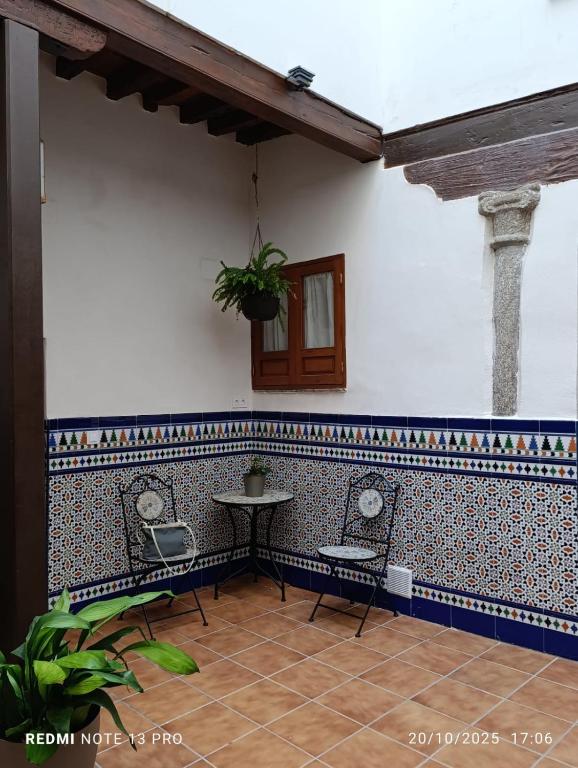 Habitación 1 con Baño Privado Casa Siglo XV Termas Romanas - 4